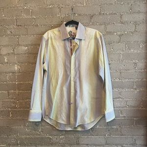 Robert Graham Men’s Button Up Shirt - Size M